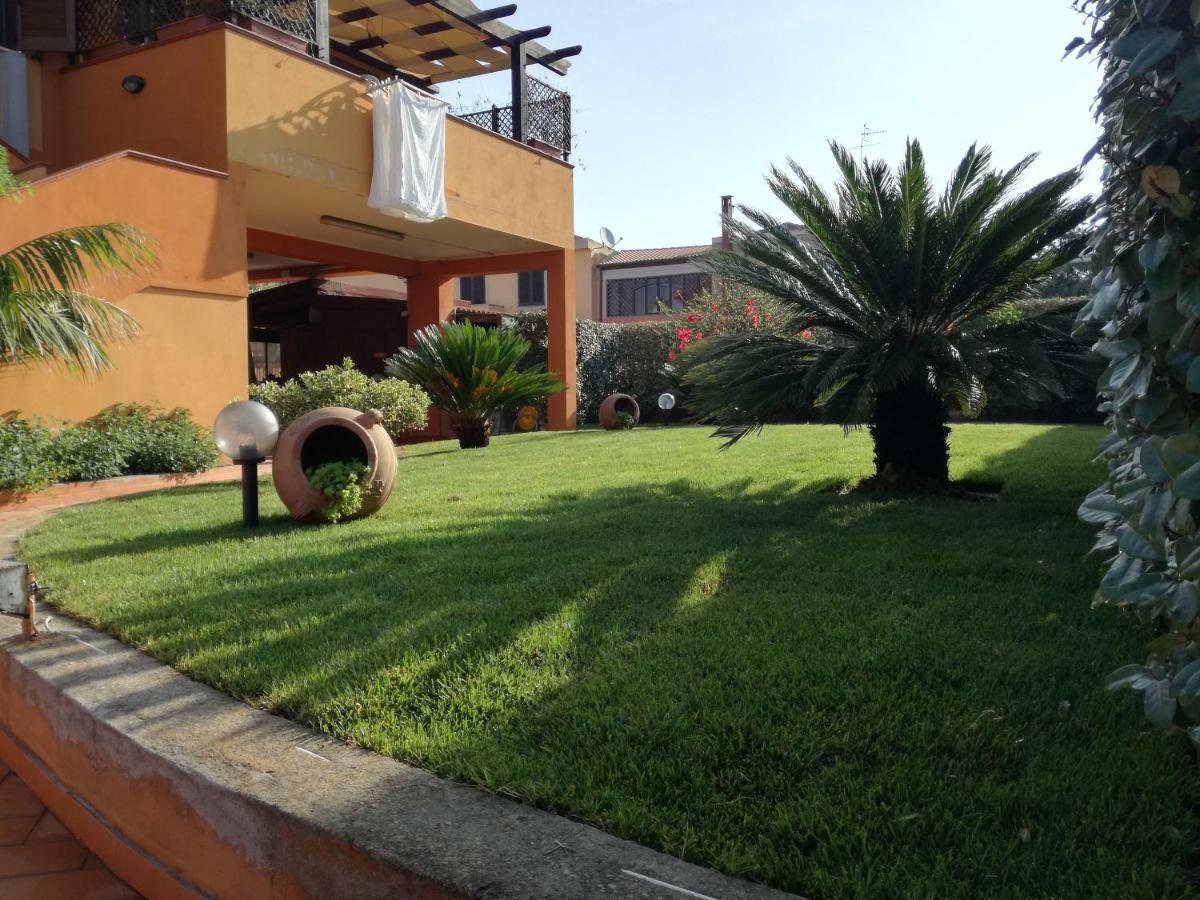 Casa Vacanze Villa Carmela Porto Torres Exterior photo
